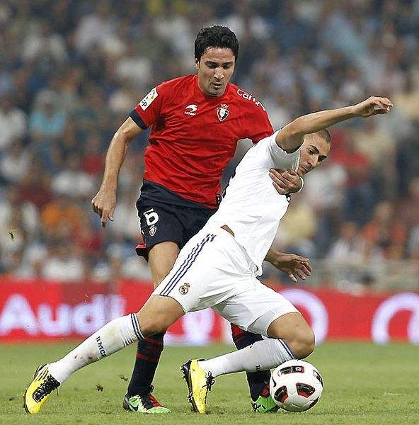 鐵騎突出：伊朗足球歷史最佳陣容，三人曾經效力拜仁