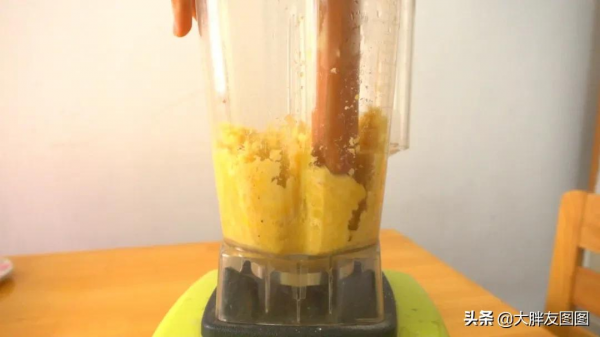 2斤無糖綠豆餅，一出爐就搶光了，皮薄餡大，沒有烤箱也能做