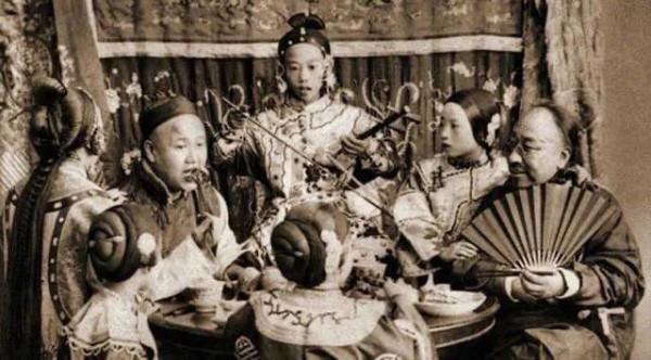 清朝對自己的定位 清朝對自己的定位