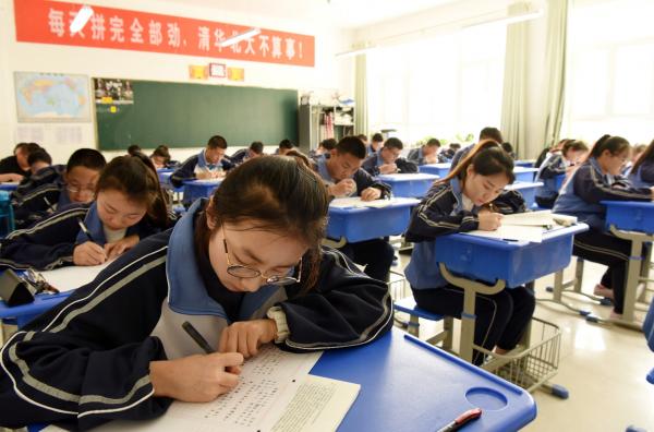 大專生也分等級，三年制和五年制大專生區別大，不要盲目報考