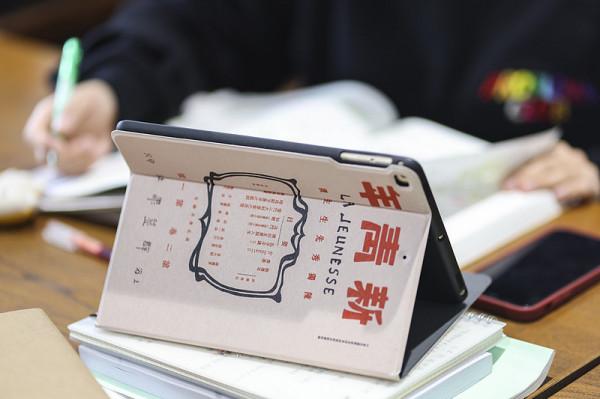 2021年過去，資本、地產、娛樂圈紛紛倒下，未來中國怎麼走？