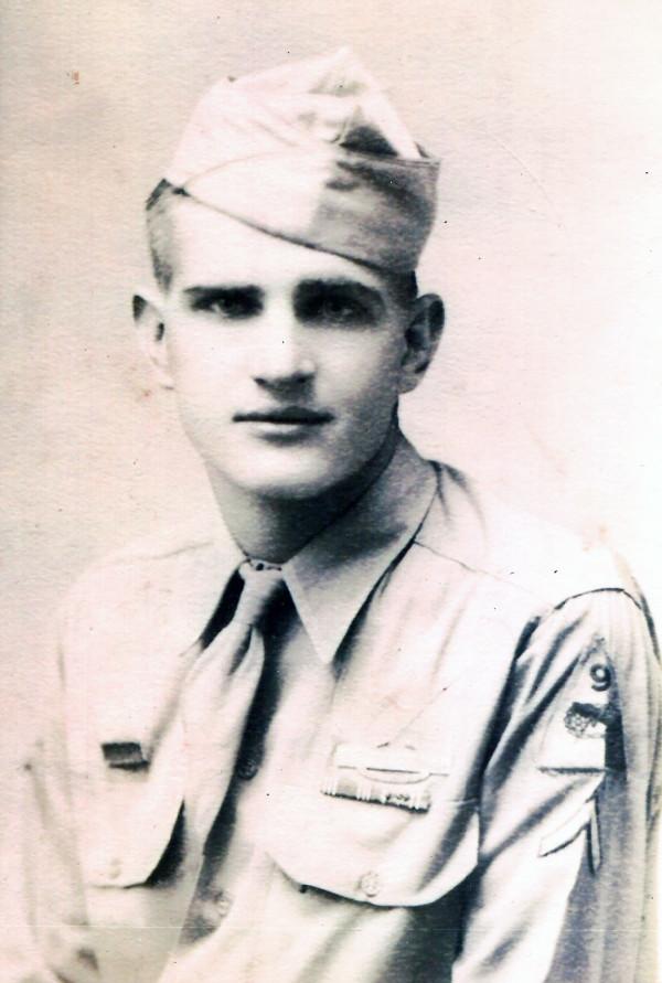 美國老兵回憶長津湖之戰:身後中國兵追擊太急,長官下令放棄傷員 美國老兵回憶長津湖之戰:身後中國兵追擊太急,長官下令放棄傷員