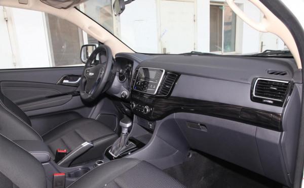 自駕遊買硬派SUV,這3款是首選,275馬力+10AT,四驅帶大梁,真牛 自駕遊買硬派SUV,這3款是首選,275馬力+10AT,四驅帶大梁,真牛