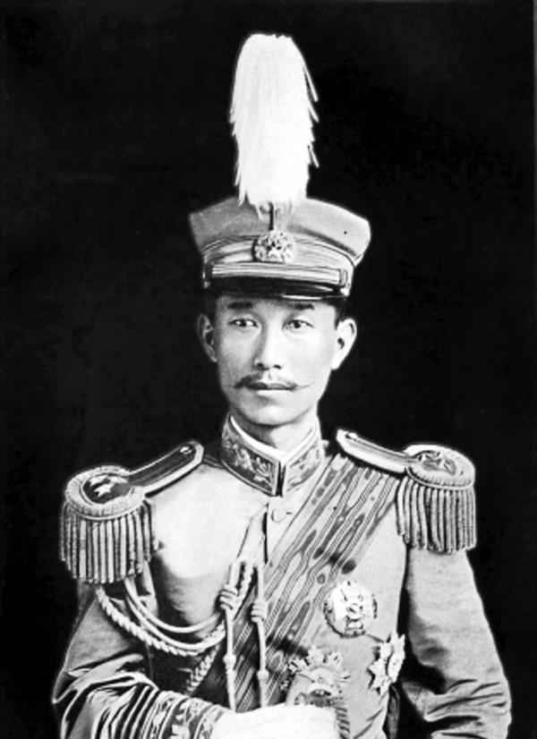 陸軍上將庾恩暘:因老婆太美而被暗殺,後代如今是家喻戶曉的明星 陸軍上將庾恩暘:因老婆太美而被暗殺,後代如今是家喻戶曉的明星