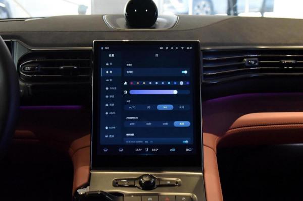 又一款SUV“攪局者”，軸距2米9破百4.5秒，內飾是亮點，蔚來EC6