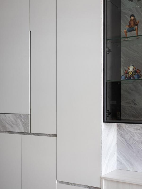 太牛了！租房男女第一個新家，僅50㎡擁有90㎡收納面積