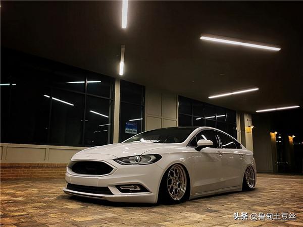 「轂銳馳」改裝風格鑑賞—福特蒙迪歐