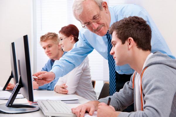 英語教學與資訊科技深度融合的實現路徑:基於三個維度的認識 英語教學與資訊科技深度融合的實現路徑:基於三個維度的認識