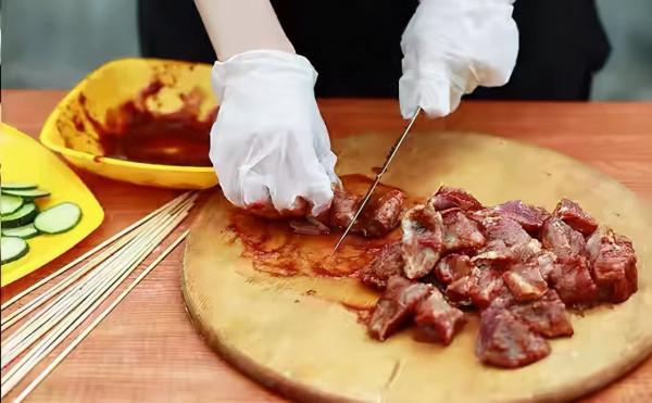 廣西女子清洗豬肉的操作,確診腦膜炎!輕則聽力喪失,重則致命 廣西女子清洗豬肉的操作,確診腦膜炎!輕則聽力喪失,重則致命