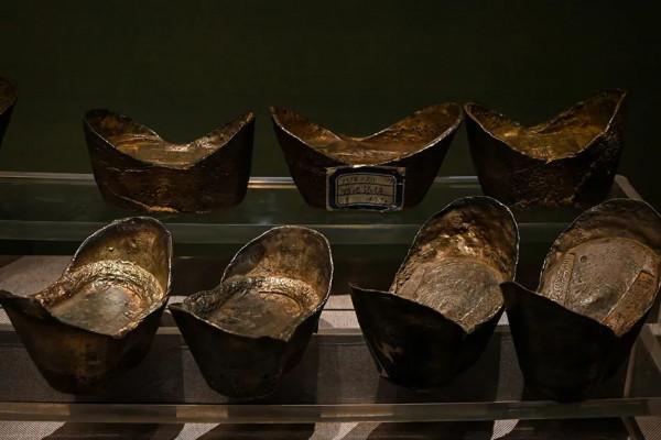 錢錢錢錢錢!北京這兒全是錢 錢錢錢錢錢!北京這兒全是錢