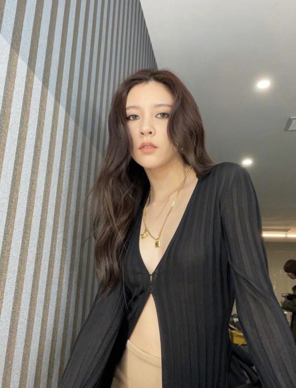 沒有張雨綺不買碎鑽的霸氣，普通人便宜配飾怎麼戴，才能脫離俗氣