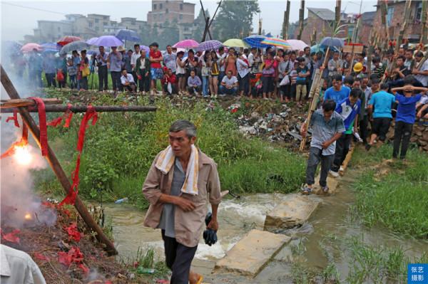 黔東南加榜梯田：《舌尖上的中國》拍攝地，每年的新米節熱鬧非凡