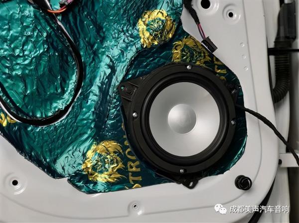 奧迪Q5音響改裝德國艾索特兩分頻逛街時間就能擁有一套靚聲系統 奧迪Q5音響改裝德國艾索特兩分頻逛街時間就能擁有一套靚聲系統