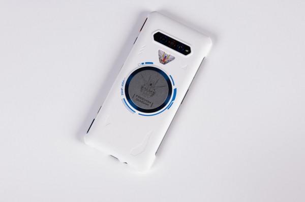 用遊戲手機玩遊戲會變強嗎？黑鯊4S高達限定版體驗