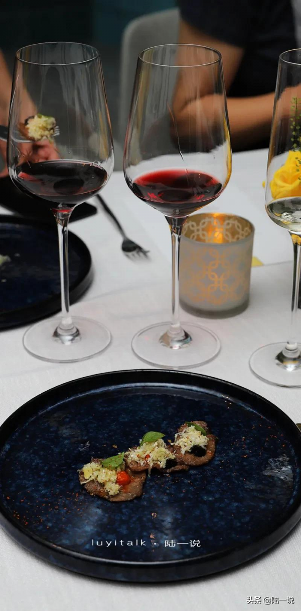 當代法餐，鬼才主廚聯袂巡味院長，演繹跳動味蕾，喚醒五味