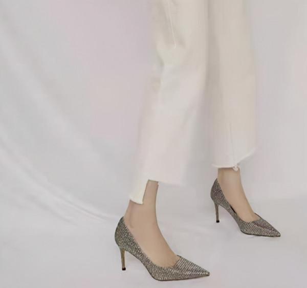 入秋的第一雙“鞋子”不知道怎麼選？教你幾招，時髦整個秋天