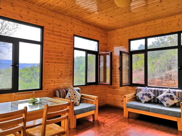 靈山秀水,漫山紅葉......一到深秋,這個被人遺忘的世外桃源又美成仙! 靈山秀水,漫山紅葉......一到深秋,這個被人遺忘的世外桃源又美成仙!