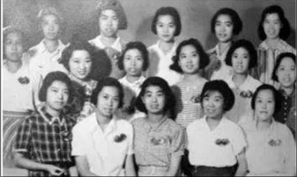 “落花生”的女兒:名牌大學畢業,卻嫁給不識字的農民,一生無悔 “落花生”的女兒:名牌大學畢業,卻嫁給不識字的農民,一生無悔