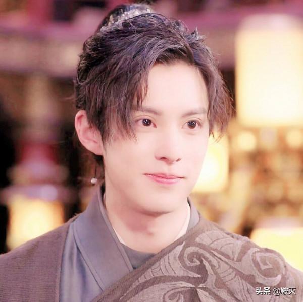 總結2021年全年爛劇，我做出了爛片生成器