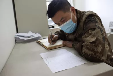 炊事員的“十二時辰”,每件事都卡“點”走 炊事員的“十二時辰”,每件事都卡“點”走