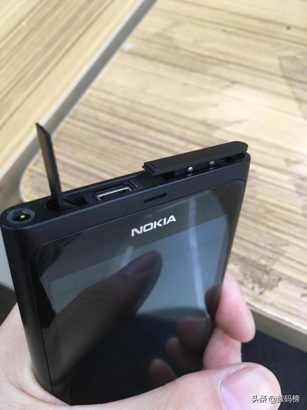 手機史上誕生過哪些奇葩與創新的設計? 手機史上誕生過哪些奇葩與創新的設計?