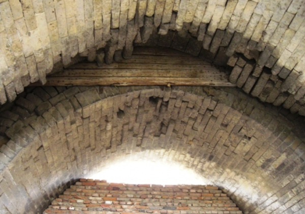 正陽門有一座千斤閘,看完之後,才知道古人力託千斤閘根本不可能 正陽門有一座千斤閘,看完之後,才知道古人力託千斤閘根本不可能