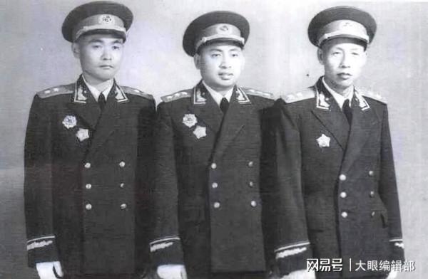 抗戰時，我國中將騎馬闖入日軍陣地，日軍為什麼排隊給他敬禮？