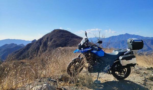 均衡之道,一脈相承,聊聊V-Strom 1050 XT與小老弟V-Strom 250 均衡之道,一脈相承,聊聊V-Strom 1050 XT與小老弟V-Strom 250