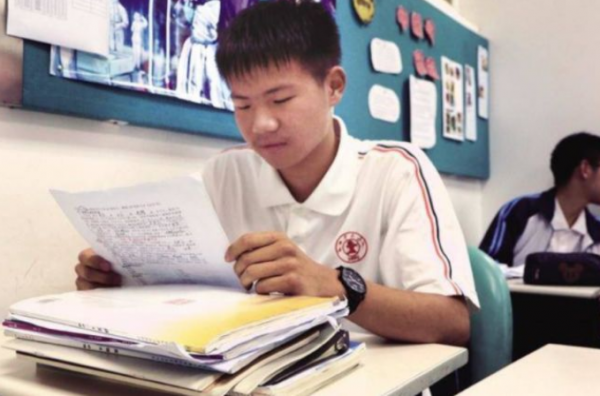 教育部針對“是否應該取消晚自習”給出答覆，家長表示終於放心了