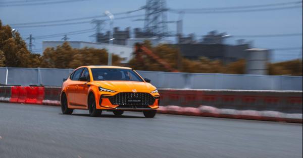 名爵6 PRO場地試駕:一門心思就是“搞”運動 名爵6 PRO場地試駕:一門心思就是“搞”運動