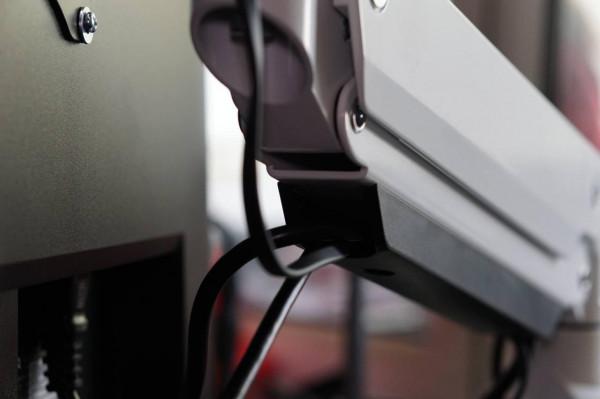 成年人的快樂屋，一桌一椅三兩平足以，新年煥新裝，簡約實用桌面