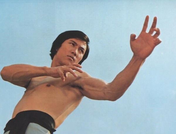 霍元甲黃元申：41歲當和尚，妻子獨自養2娃，父母的悲痛藏著眼淚