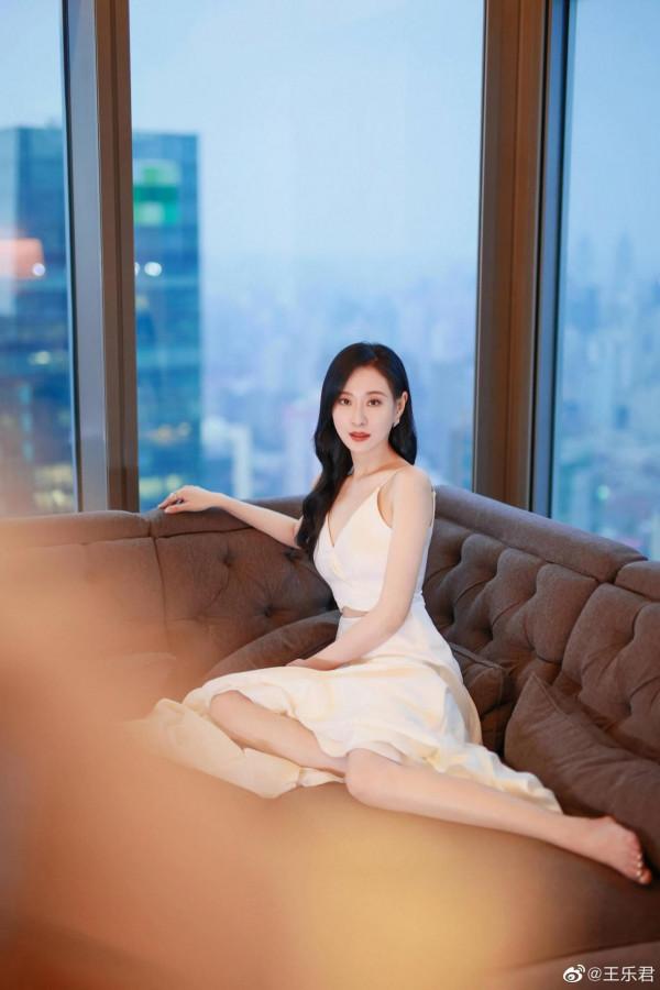 安靜的美女子王樂君