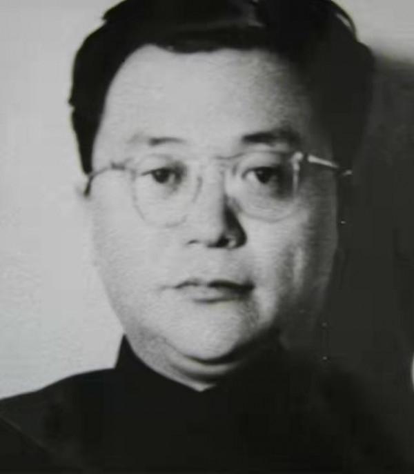 他是毛主席親點的天津市首任市長,46歲英年早逝,兒子官至正國級 他是毛主席親點的天津市首任市長,46歲英年早逝,兒子官至正國級