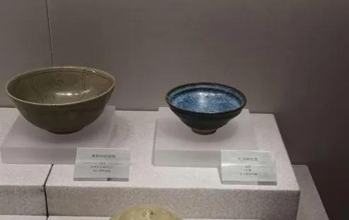 婺州窯“宋代.黑底.天藍釉藍白兔毫窯變茶盞”(古代南方分相釉) 婺州窯“宋代.黑底.天藍釉藍白兔毫窯變茶盞”(古代南方分相釉)