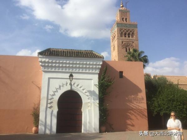 紅色之城,摩洛哥第四大城市馬拉喀什(圖) 紅色之城,摩洛哥第四大城市馬拉喀什(圖)