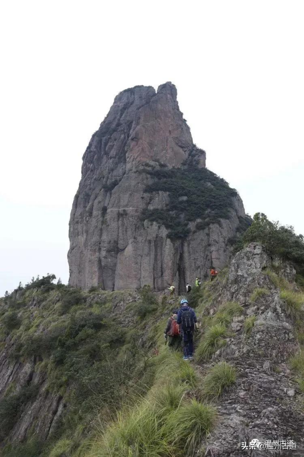“驢行”仙居天柱峰山脊，奇峰峭立，美不勝收