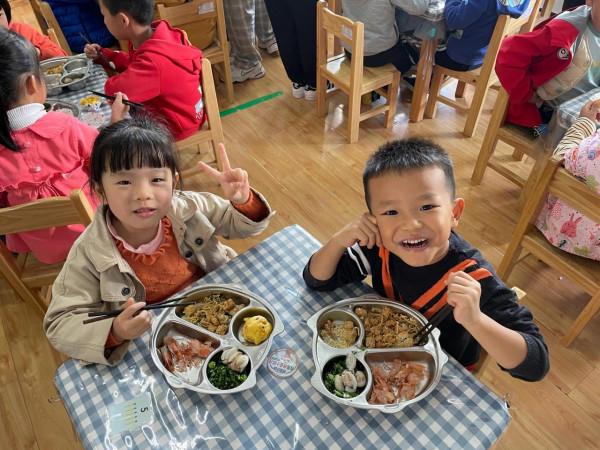 美味自助餐，共享美好“食”光