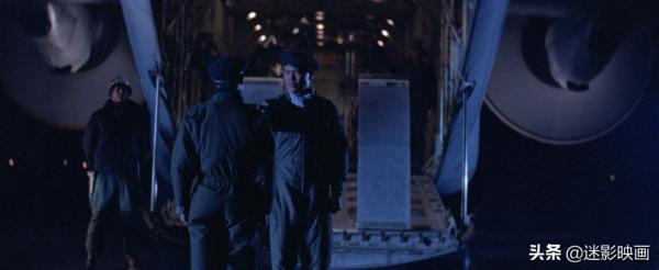 34年前，洪金寶請來20位打星，沒人敢碰的題材，卻成港片影史巔峰