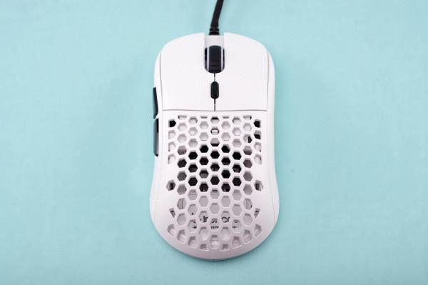 曲盡其妙 | 因科特 Infinity Two 有線遊戲滑鼠簡評（@FIO）