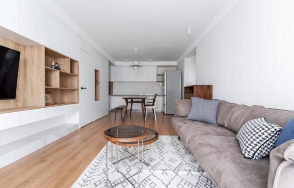 櫃子做一體式越來越普遍，看她家，不僅收納強大，還不佔空間