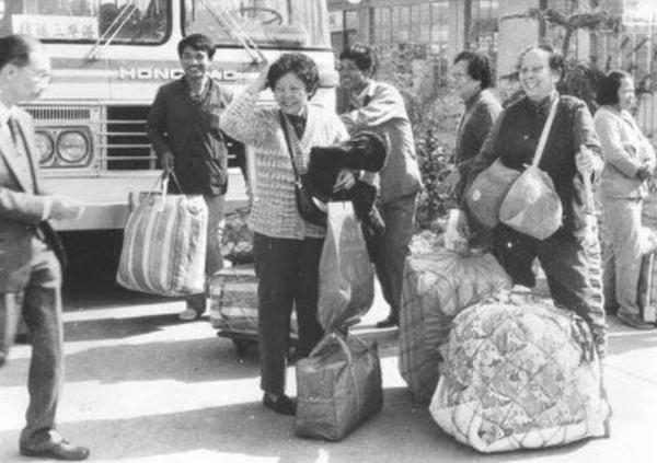 1988年蔣經國病逝，收到訊息後鄧小平嘆息：可惜，經國死得太早了