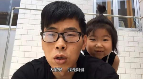 直腸癌多半是“拖”出來的！醫生提醒：身體有2個感受，抓緊檢查