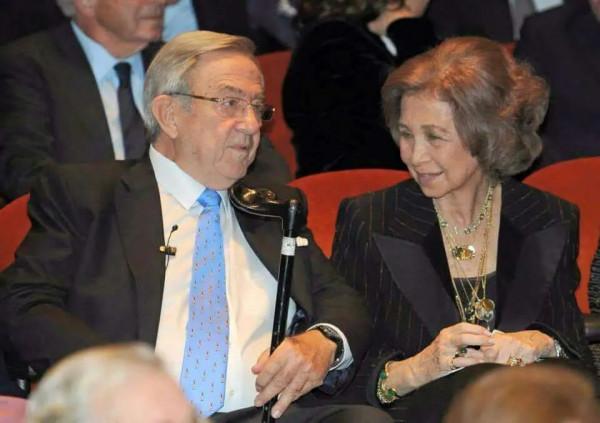 35歲希臘王子迎娶白富美,被廢流亡的王室,為啥全是“網紅名媛” 35歲希臘王子迎娶白富美,被廢流亡的王室,為啥全是“網紅名媛”