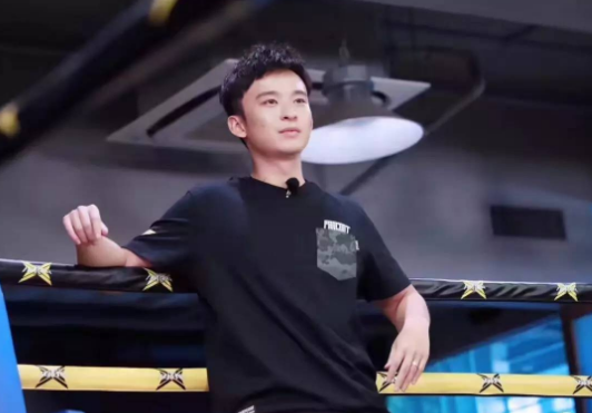 夢想當巨星,現實很打臉!這8位捧不紅的男星,星運是“玄學” 夢想當巨星,現實很打臉!這8位捧不紅的男星,星運是“玄學”