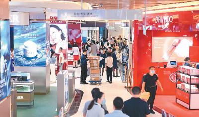 消費市場持續恢復態勢未變