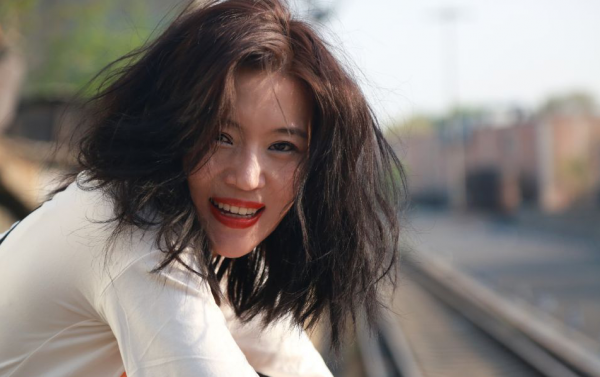 《功勳》李大嘴是誰演的？演技封神，她真是給“星二代”長臉了