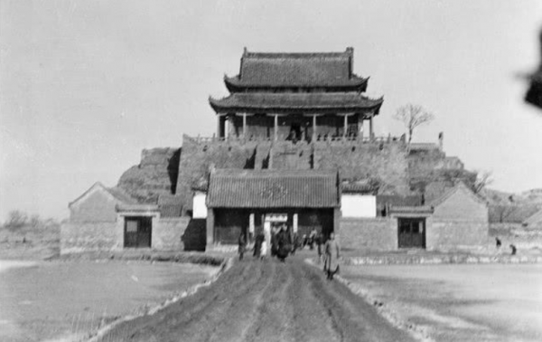 奇女劉青霞:丈夫離世,鉅額家產遭親戚搶奪,她借腹生子逆風翻盤 奇女劉青霞:丈夫離世,鉅額家產遭親戚搶奪,她借腹生子逆風翻盤