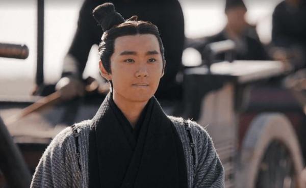 秦王要吃公雞下蛋,大臣心知自己必死,12歲兒子輕鬆化解 秦王要吃公雞下蛋,大臣心知自己必死,12歲兒子輕鬆化解