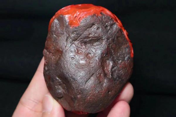 五龍戲珠的半原石南紅